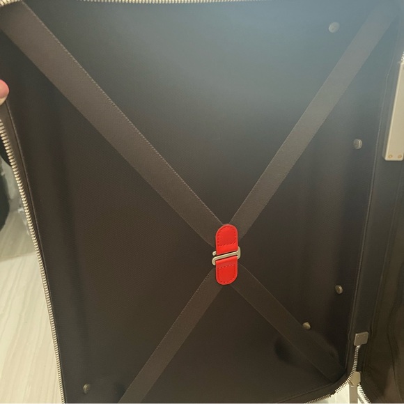 Louis Vuitton Horizon 55 luggage - Picture 9 of 13